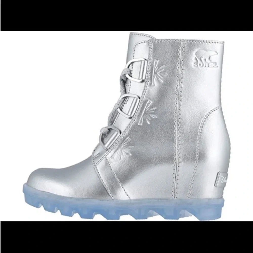 Sorel Disney Joan of Arctic Frozen Silver Metallic Waterproof Boots Kids 3 Elsa